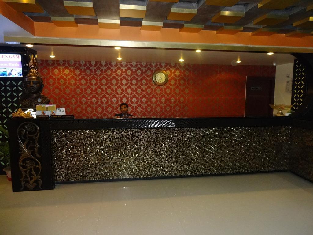 Hotel Avn Grand Ranchi Buitenkant foto