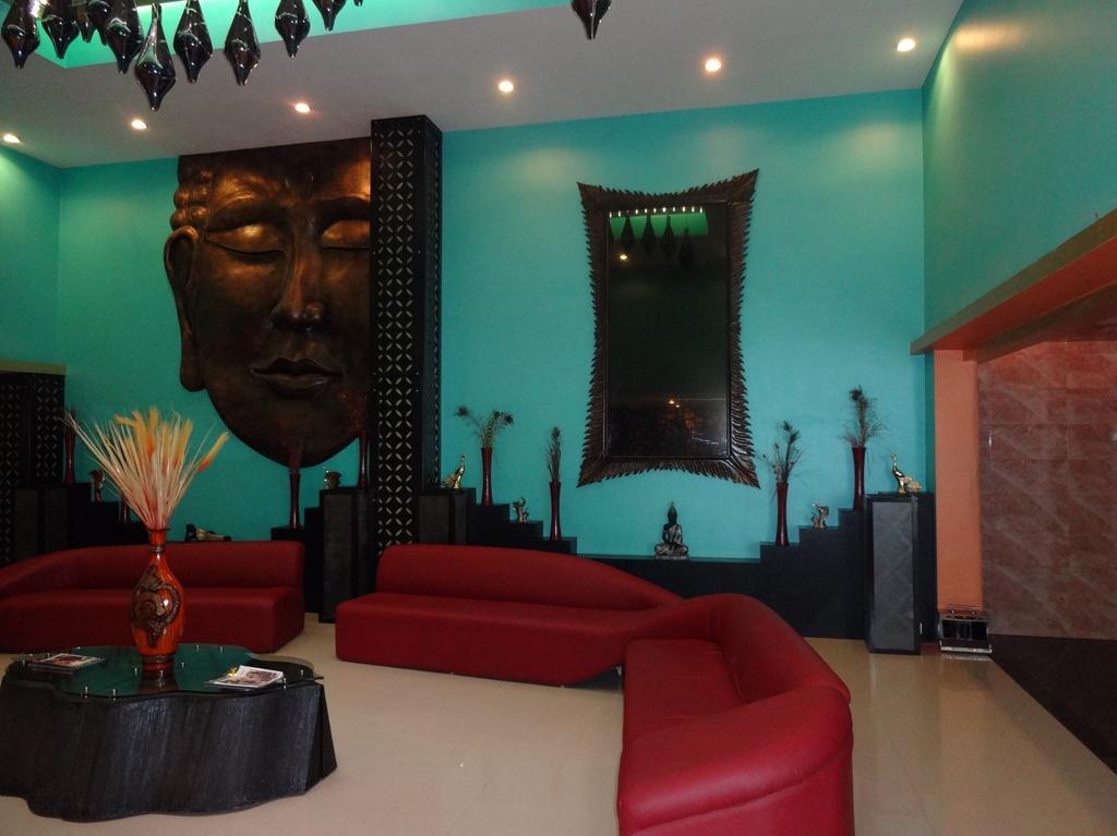 Hotel Avn Grand Ranchi Buitenkant foto